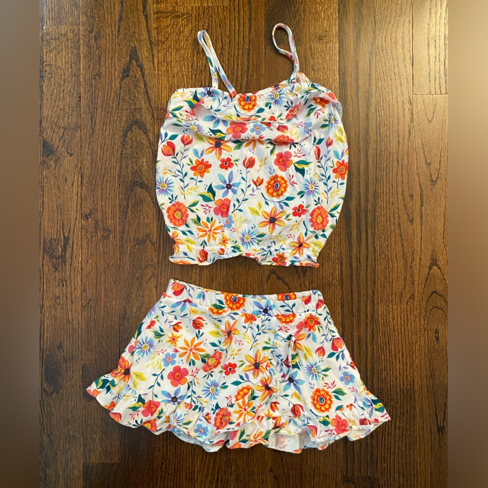 Children’s Place- size 5T cotton blend Tank Top & Skort Set - rainbow floral